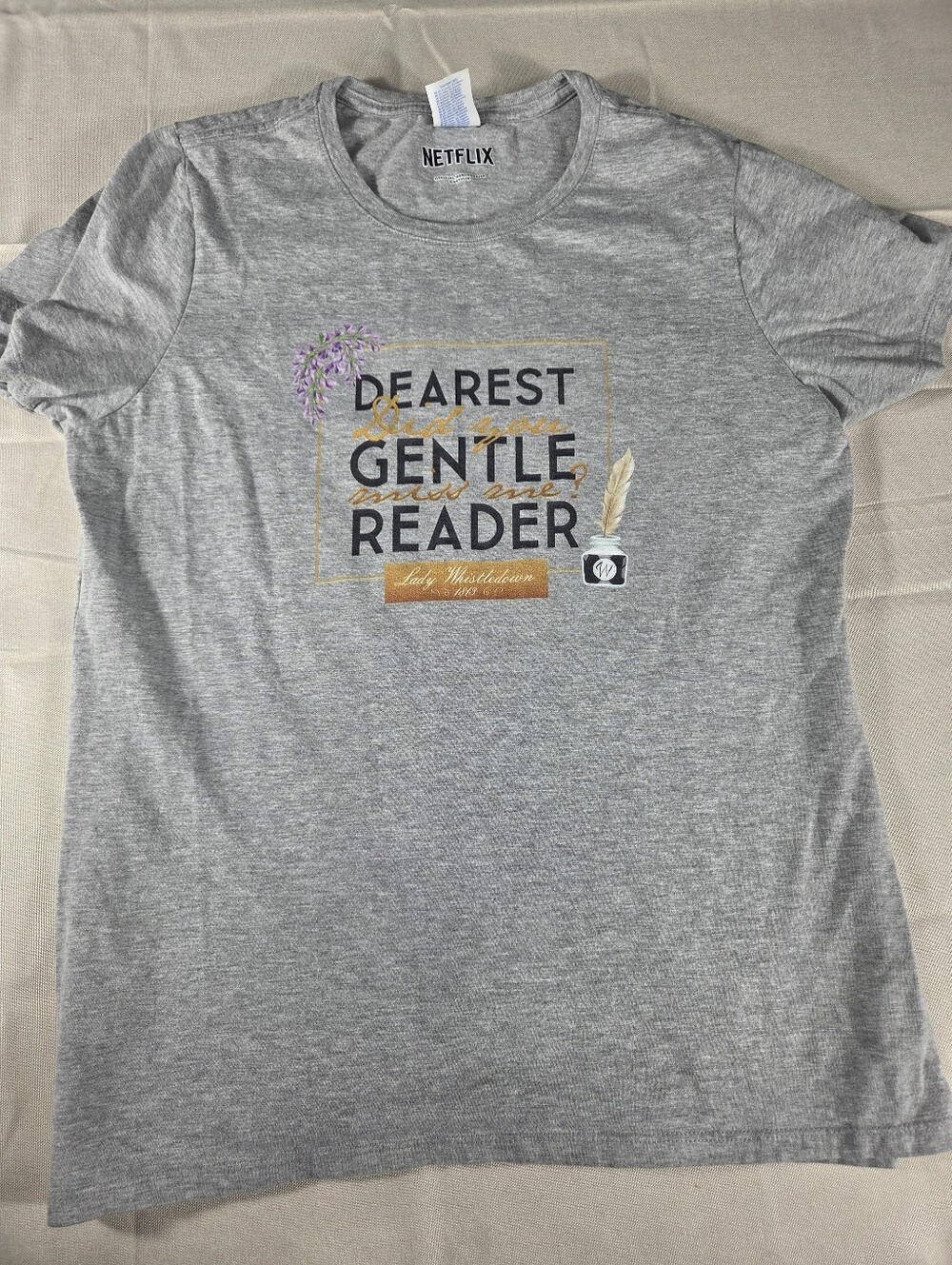 Netflix Bridgerton Lady Whistledown Dearest Gentle Reader Graphic Tee Women's L - Picture 3 of 7